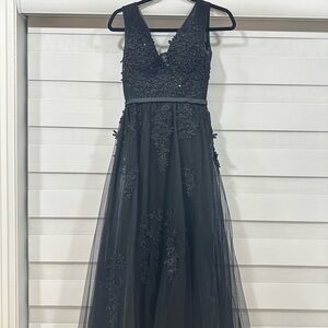 Black tulle beaded sleeveless dress